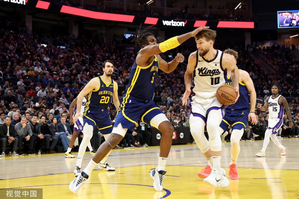 仅将年轻球 仅将年轻球